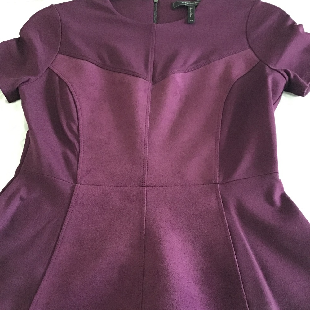 BCBG short sleeve suede trimmed top - Picture 4 of 5